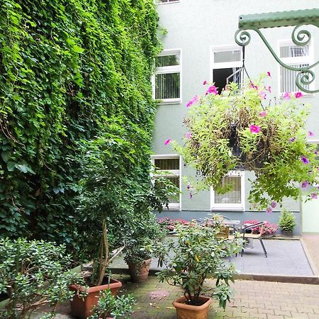 Apartments Kolo 77 Berlin Exterior photo