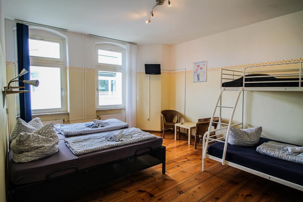Apartments Kolo 77 Berlin Exterior photo