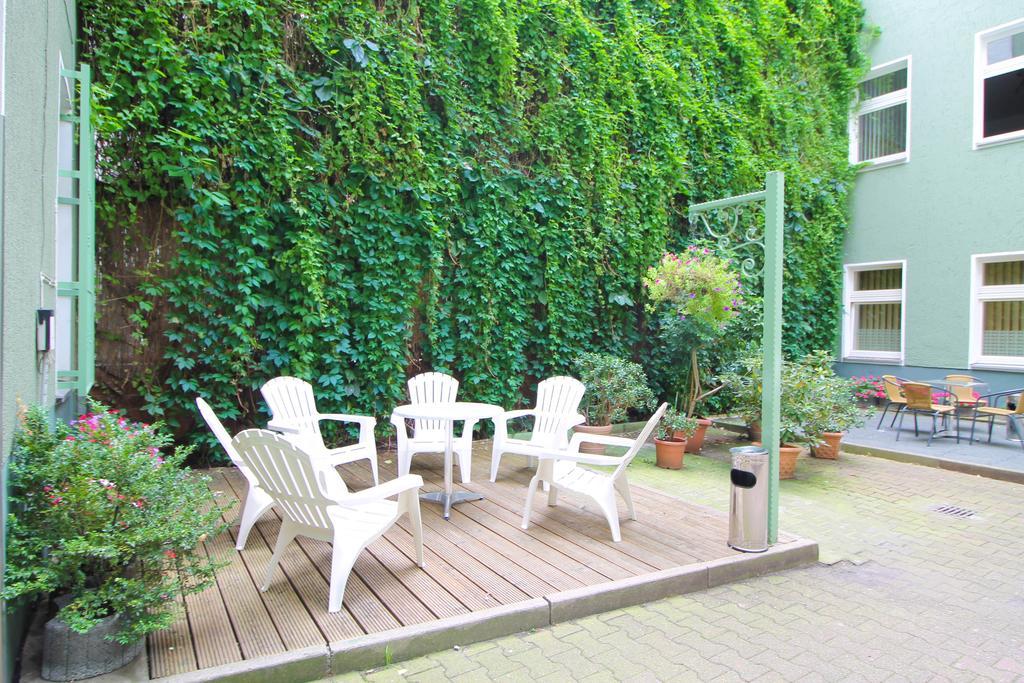 Apartments Kolo 77 Berlin Exterior photo